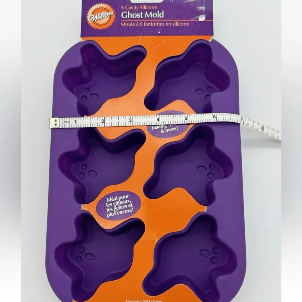 Wilton Ghost Non Stick Silicone Mold 6 cavity cupcake chocolate ice jello soap